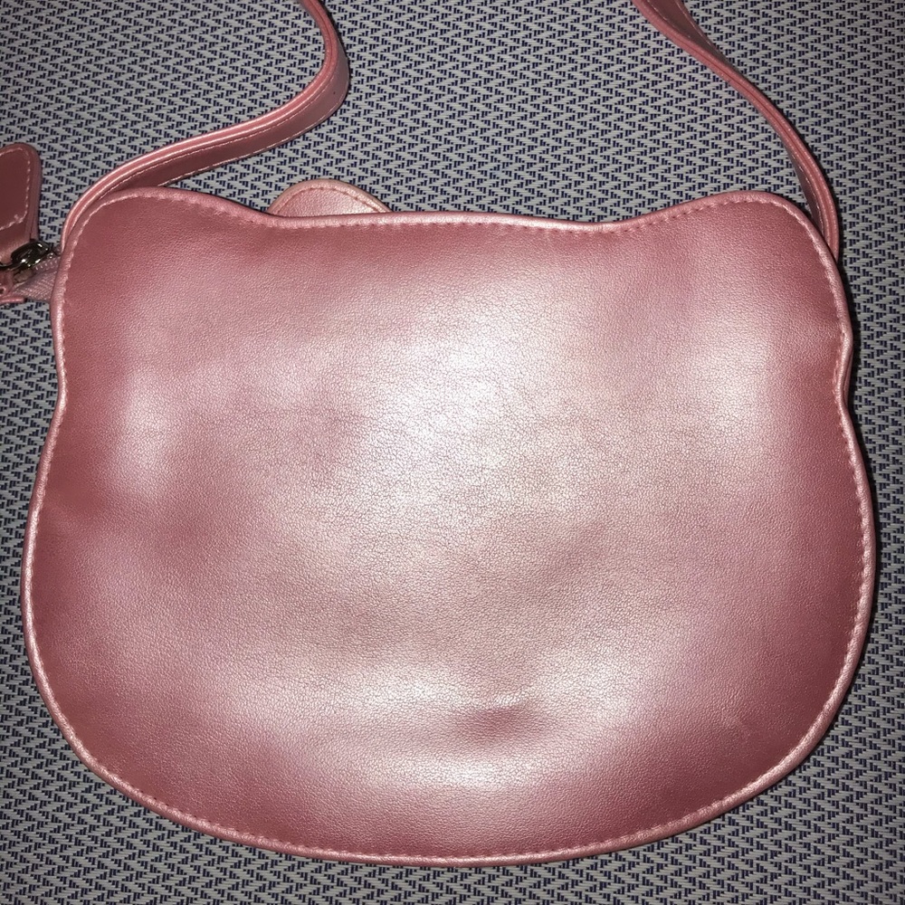 Hello Kitty Purse 💞 - Picture 2 of 4